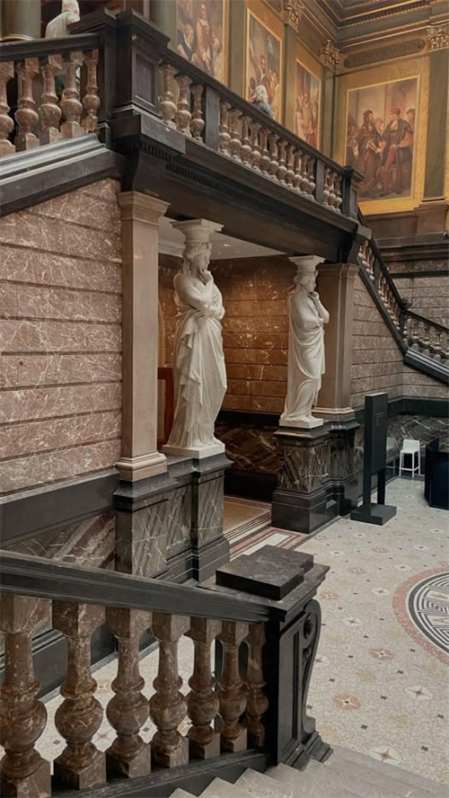 Altum ornamentum accipit vos in Europae architectura