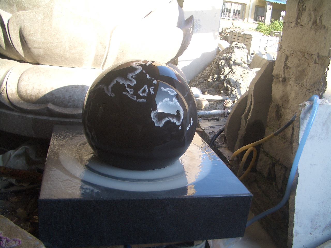 Black Granite Globe Stone Carving