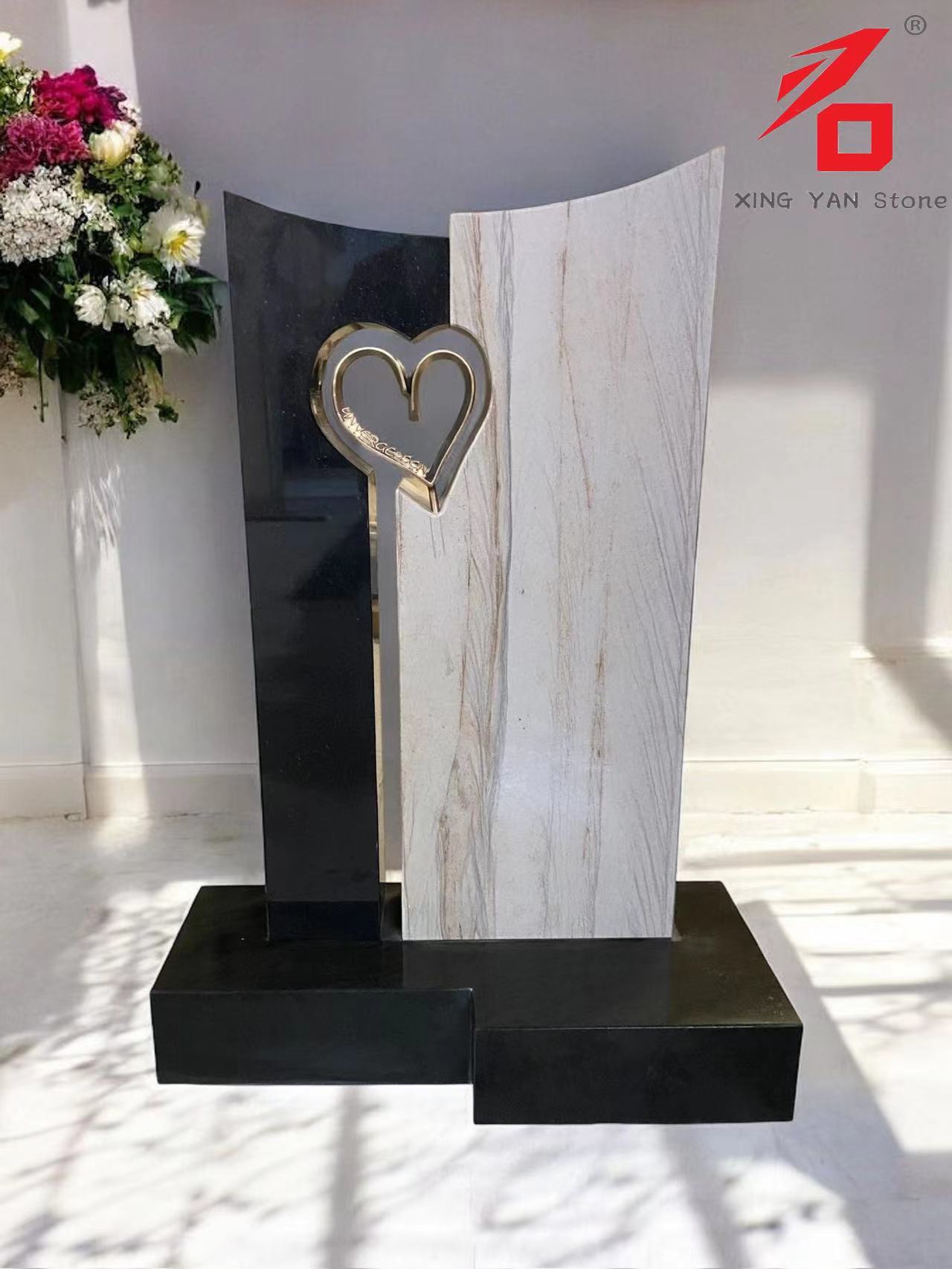 Aeterna Cordis Tributum Monument