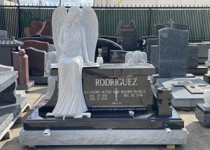 Xingyan Angelus informibus amet tombstone